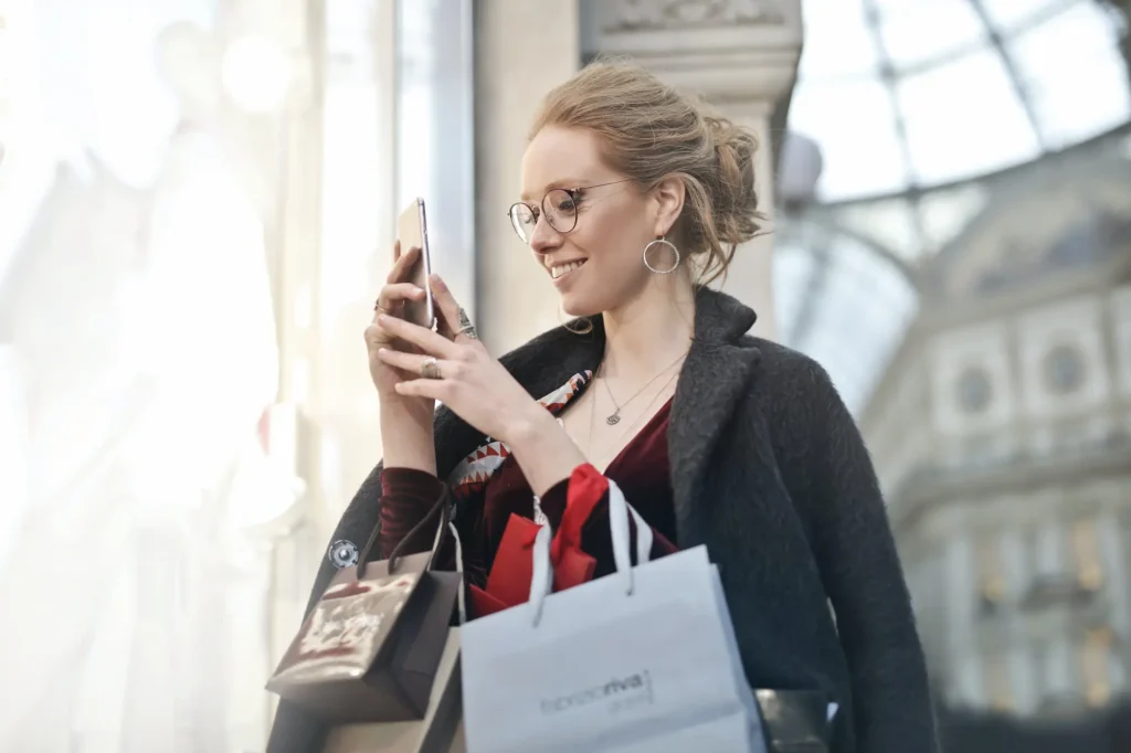 Compradora -Garantías y devoluciones - apudacta.com