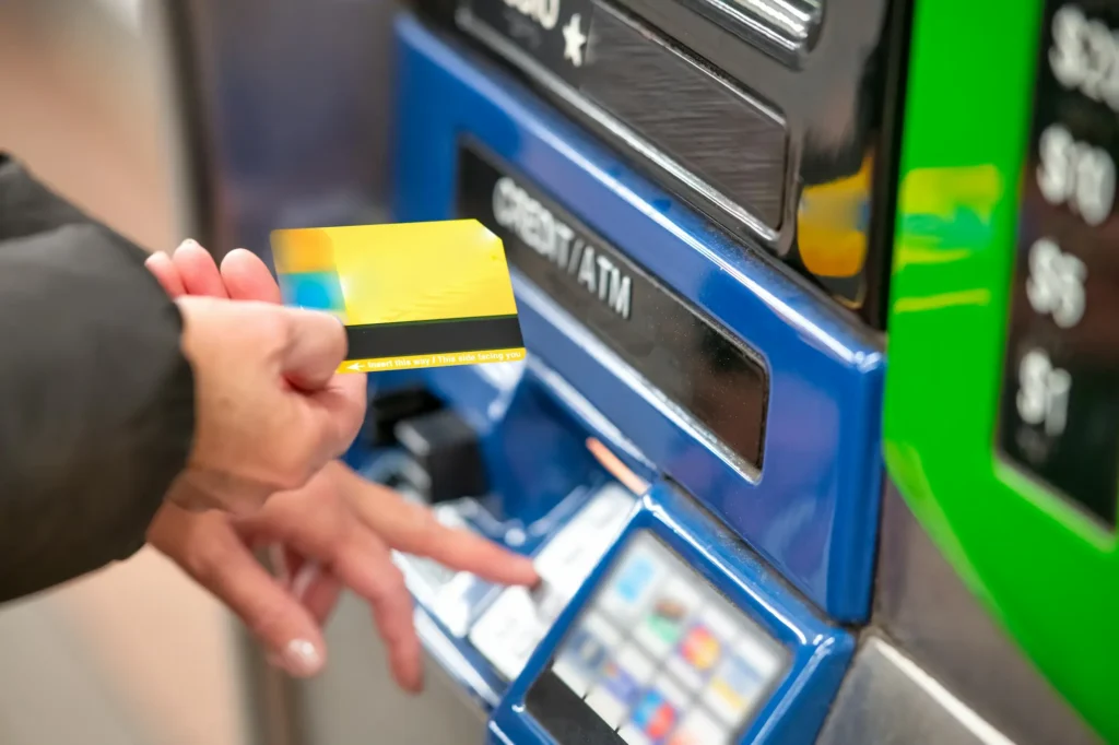 Tarjeta bancaria - claúsulas abusivas - ApudActa.com