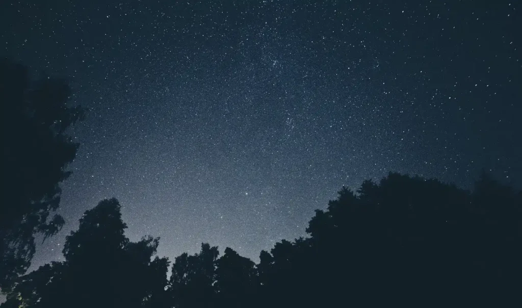 Estrellas en la oscuridad - apagón - ApudActa.com
