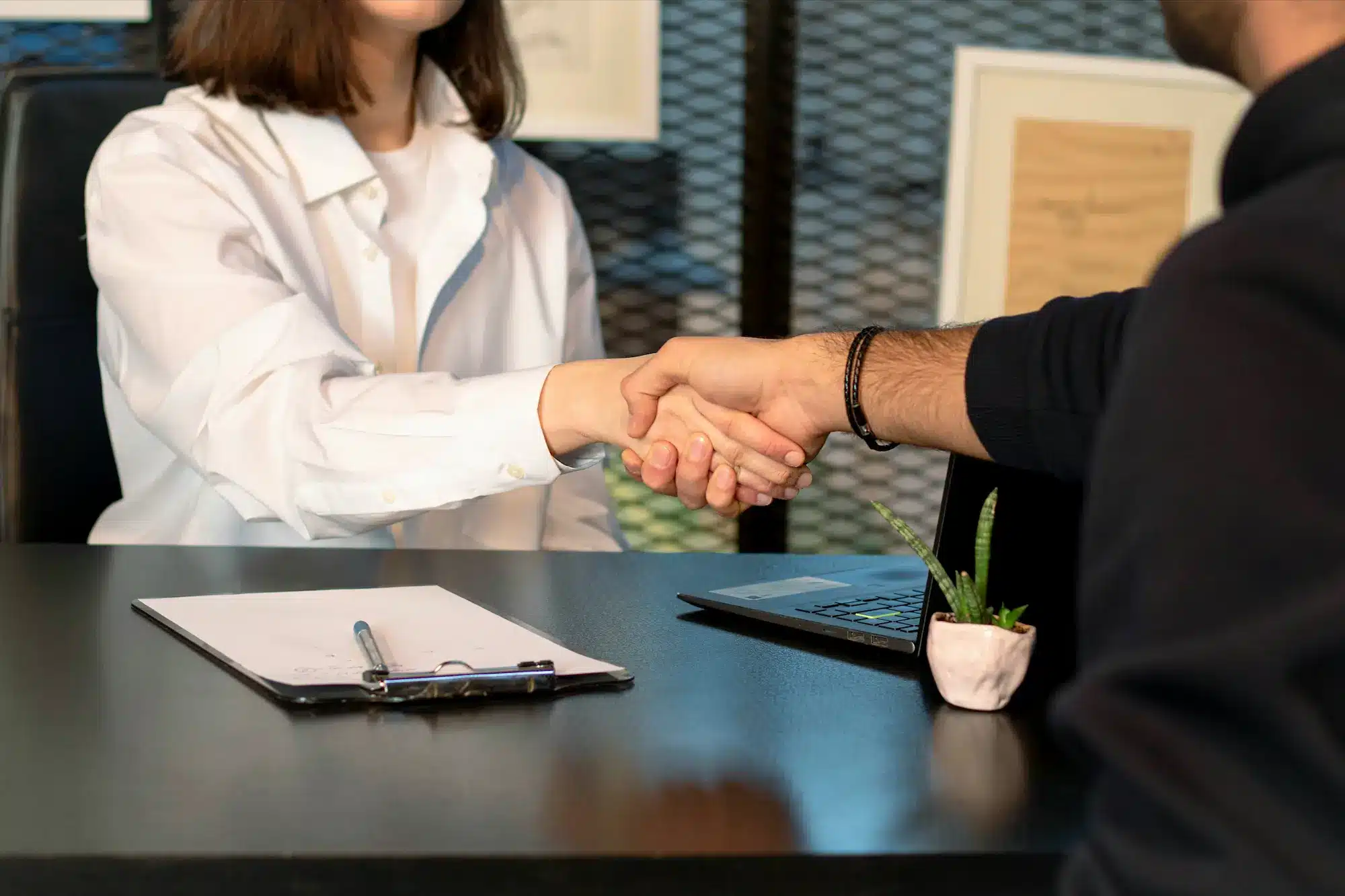 Abogado y cliente - Segunda Oportunidad - ApudActa.com